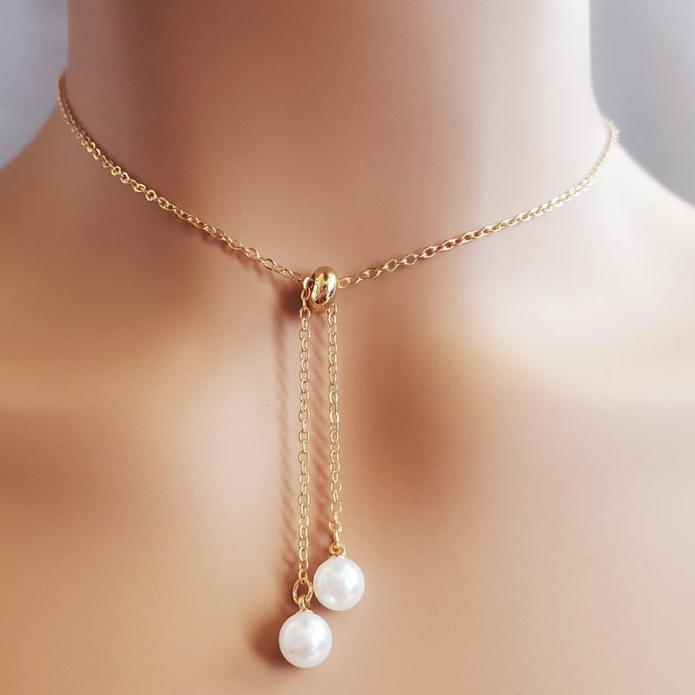 Gold Pearl Necklace